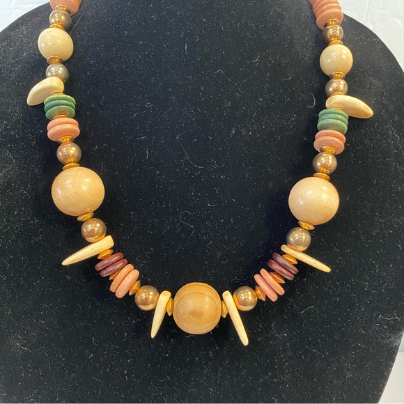 Designed By Paula Brand Ivory Green Brown Pink Wood Chunky Beaded Necklace - Picture 2 of 6
